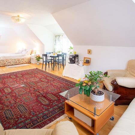 Marinela'S Bnb Виена Екстериор снимка